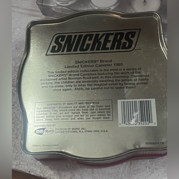 Vintage Snickers Tin Norman Rockwell Christmas Tin 1995 Edition Metal Canister - Picture 5 of 7